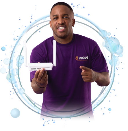 Jefferson Farfán mostrando un router